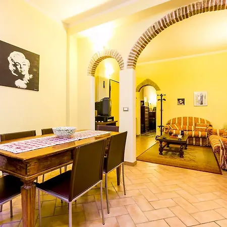 Housmart Palestro 5 Appartement *