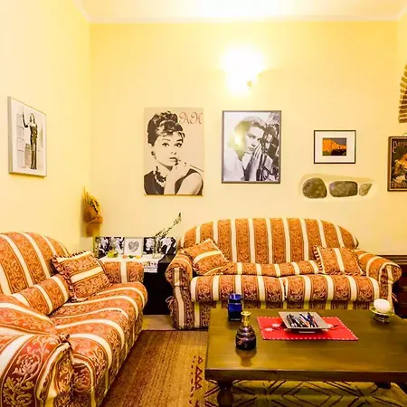 Housmart Palestro 5 * Bologne